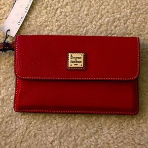 Dooney & Bourke Pebble Milly Wristlet